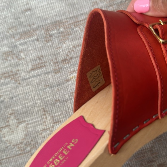 NEW Tuckernuck Swedish Hasbeens Preppy Red Slip Ins Clogs Size 38 - Picture 11 of 13